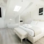 LOVERSINITALY Romantic Apartments - Altana&Jacuzzi